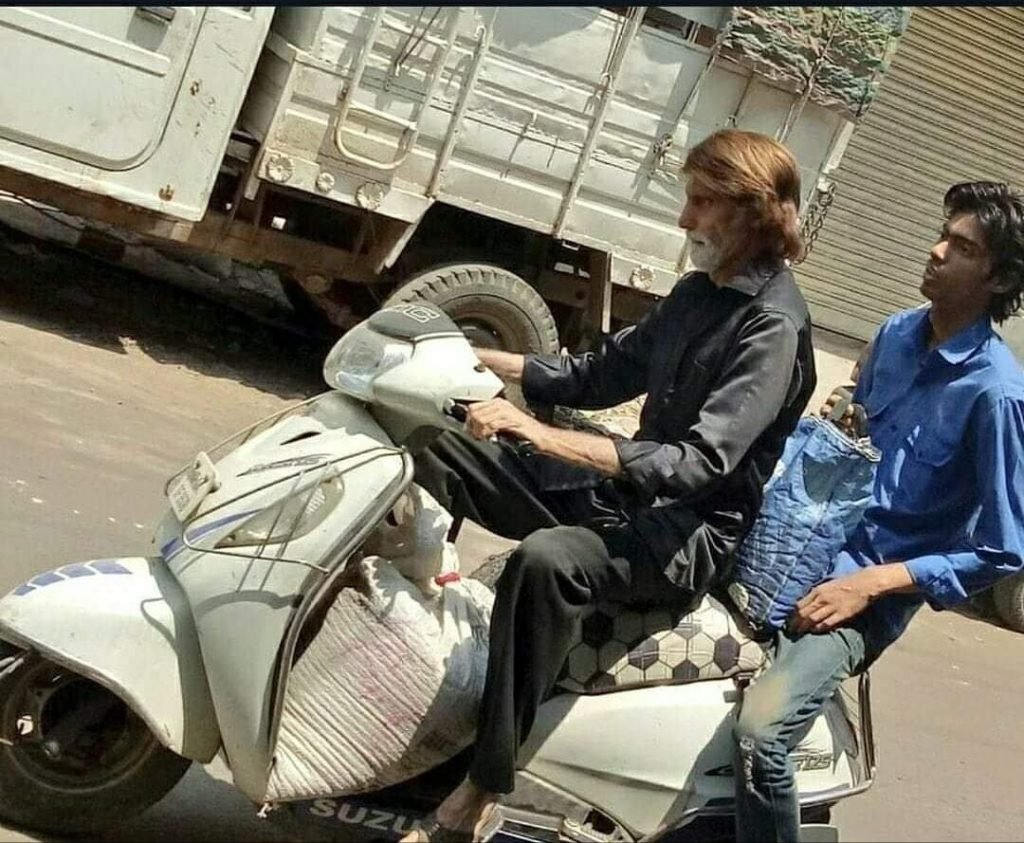 Amitabh Bachchan carrying Grocery in Lockdown meme template
Amitabh BAchhan meme template
Bollywood stars meme template
Lockdown meme template